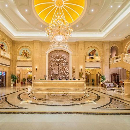 Vienna Hotel Shenzhen Pingji Ave Екстер'єр фото