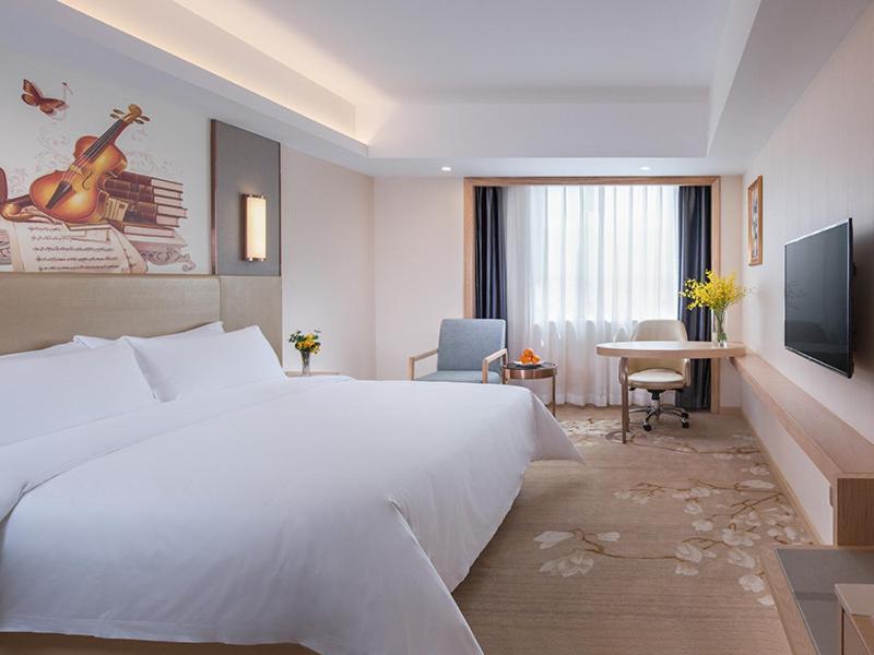 Vienna Hotel Shenzhen Pingji Ave Екстер'єр фото